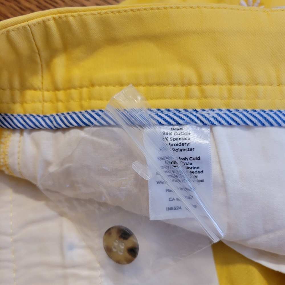 Talbots Relaxed Chino Shorts - 7" inseam - Embroidered Daisies - Yellow - Picture 7 of 10
